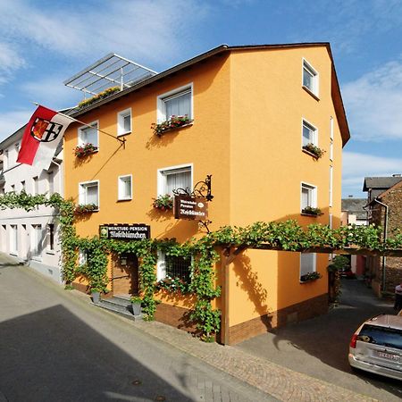 Weinstube Pension Moselbluemchen Цельтінґен-Рахтіґ Екстер'єр фото